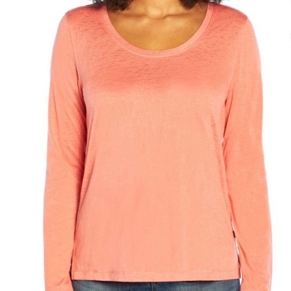 GAP women’s long‎ sleeve tee porcelain rose round neck NWT sz XXL